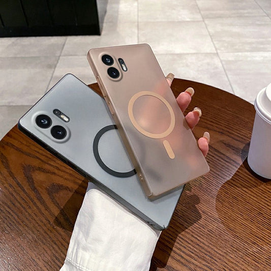 Nothing Phone (2) Handyhülle – Magnetische Schutzhülle, aus mattiertem Polycarbonat, mit Kameralinsenschutz