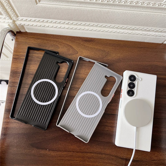 Galaxy Z Fold7 5G – Magnetische Handyhülle aus PC und PU-Leder