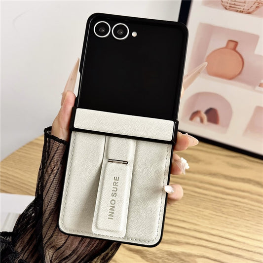 Galaxy Z Flip8 – Handyhülle aus PC, PU-Leder und TPU, mit Ständer