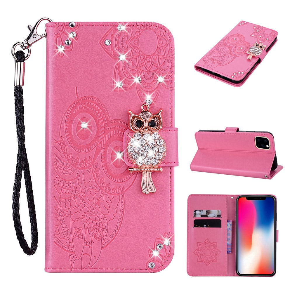 iPhone 12/12 Pro Handyhülle mit Eulenmuster & Strass-Steinen