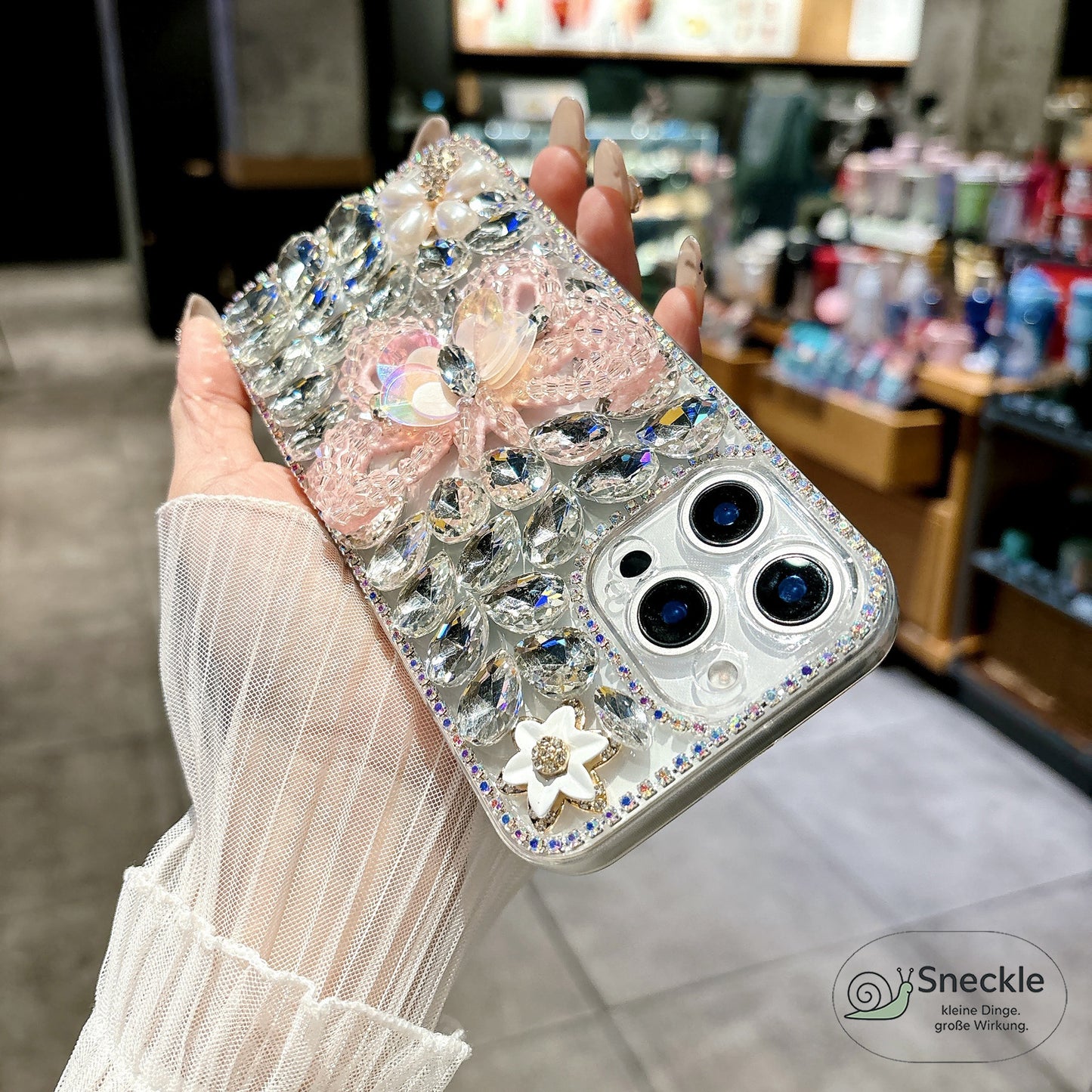 iPhone 15 Pro Max Hülle mit Schmetterlingsmuster & Strass-Steinen