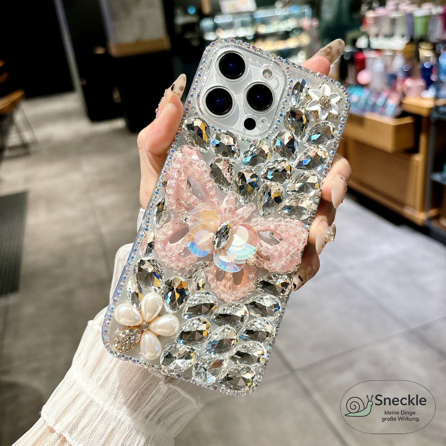 iPhone 16 Pro Hülle mit Schmetterlingsmuster & Strass-Steinen
