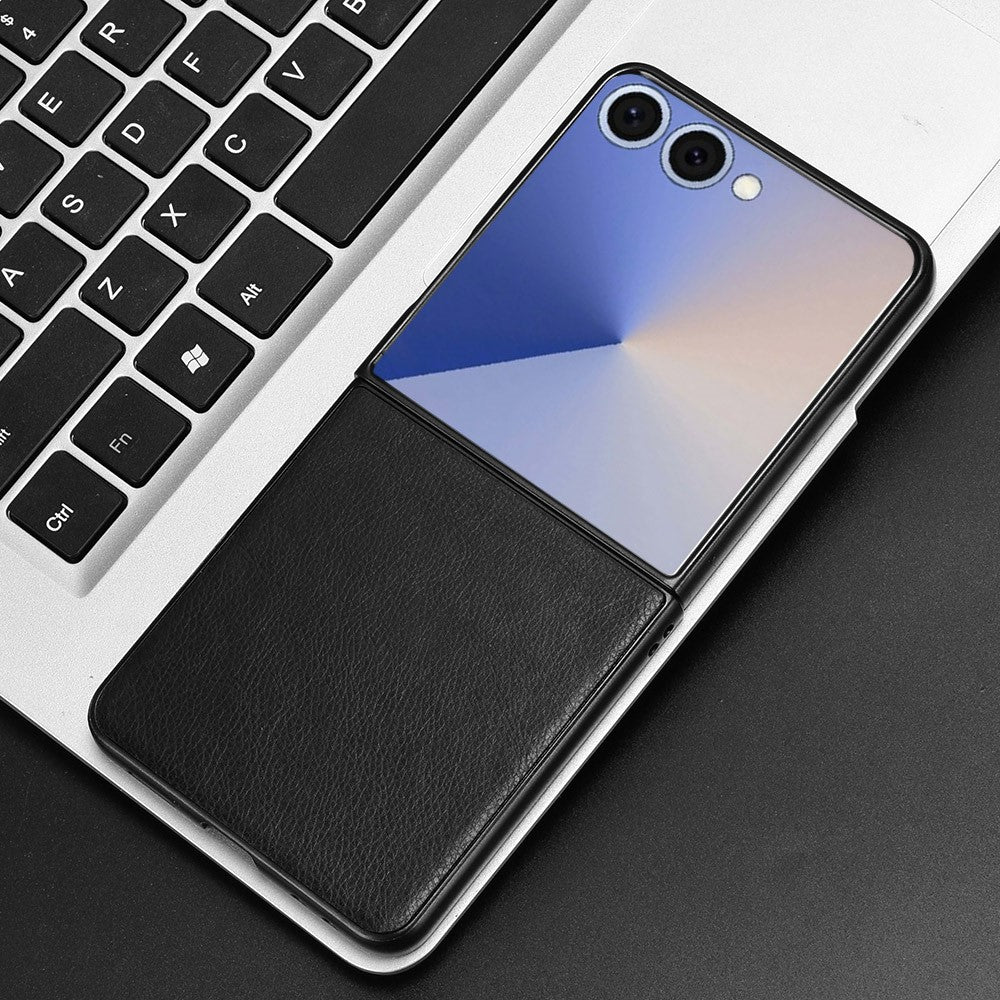 Galaxy Z Flip7 5G Schutzhülle – mit Litchi-Leder-Beschichtung
