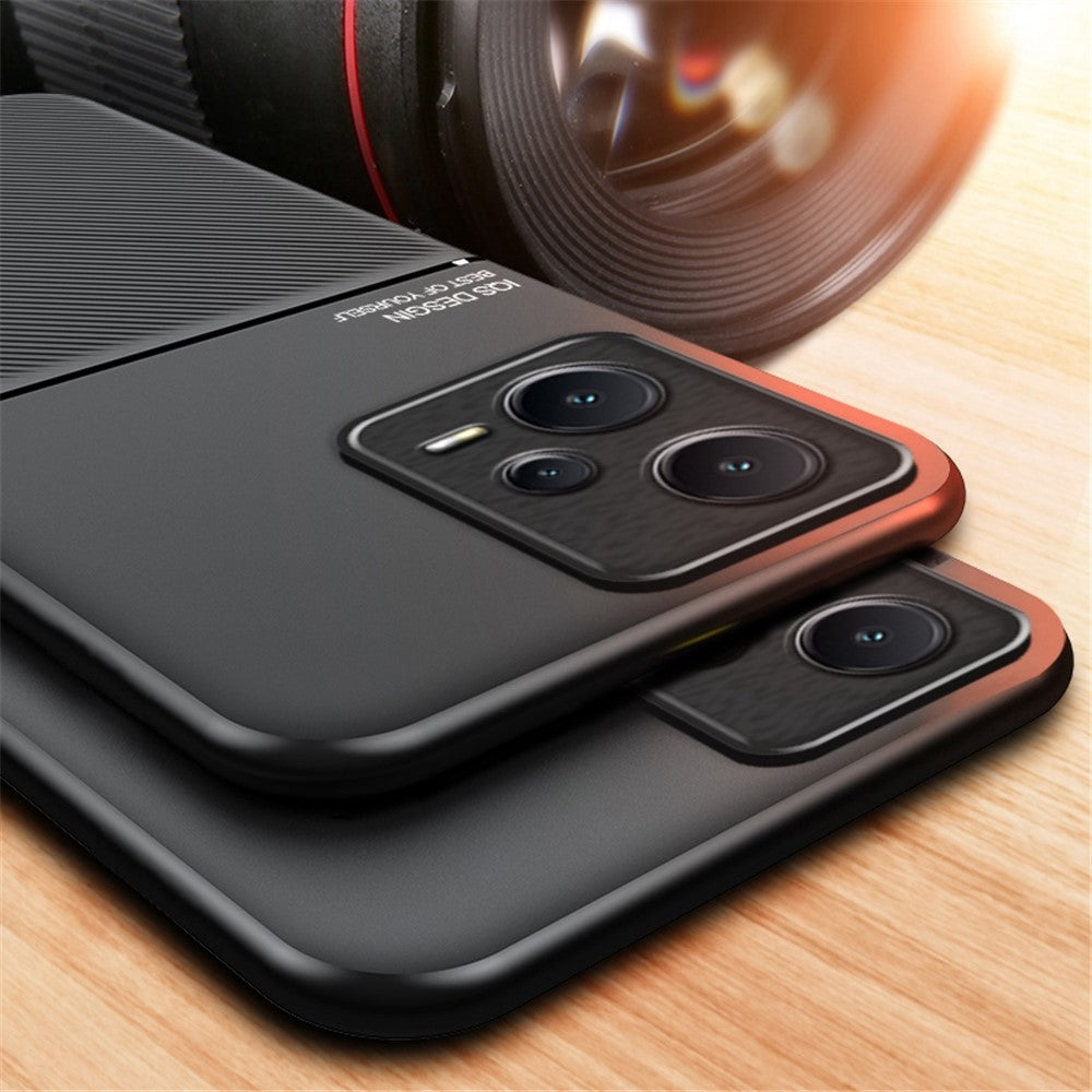 Anti-scratch Back Case for Xiaomi Redmi Note 12 Pro 5G Lines Imprinted PU Leather+TPU Hybrid Shell with Built-in Metal Sheet