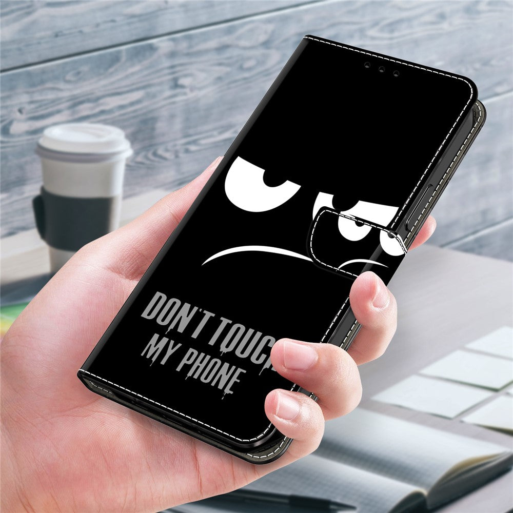 iPhone 15 Pro Wallet-Hülle mit 3D-Muster & Magnetverschluss