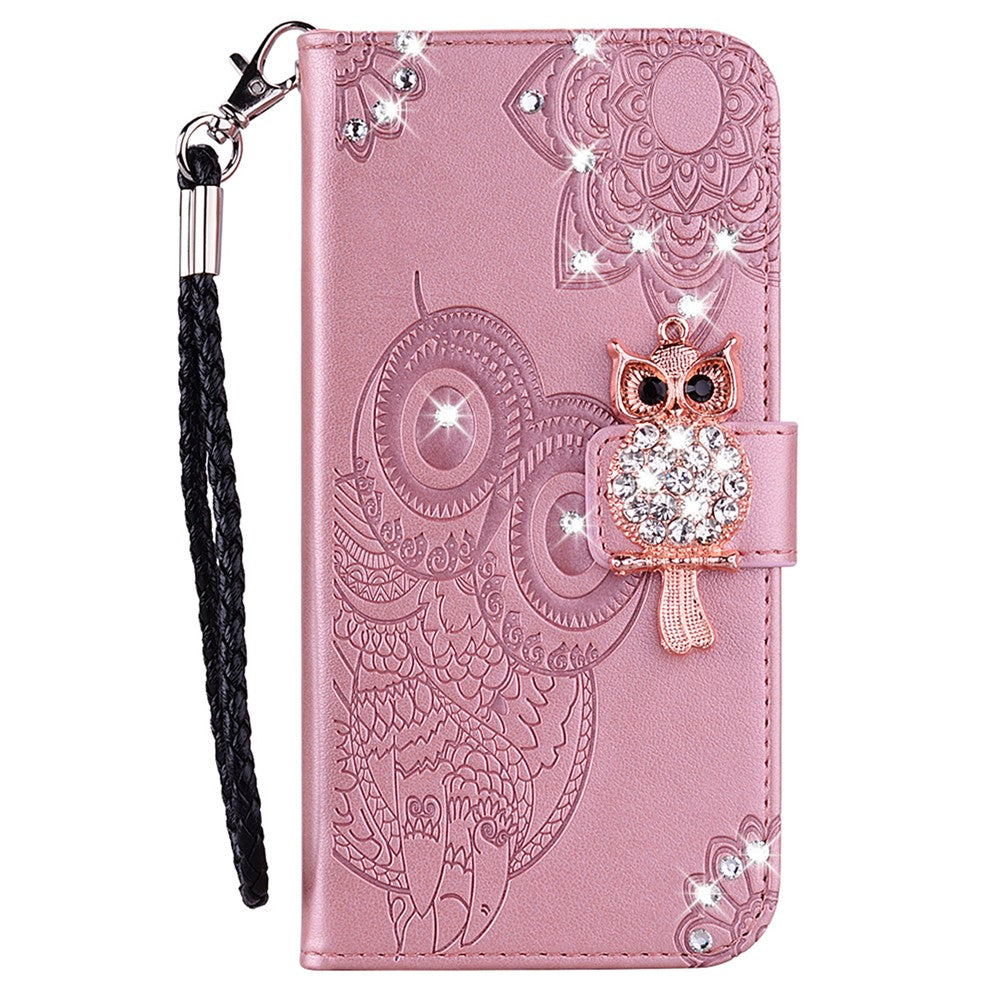 iPhone 15 Plus Handyhülle mit Eulenmuster & Strass-Steinen